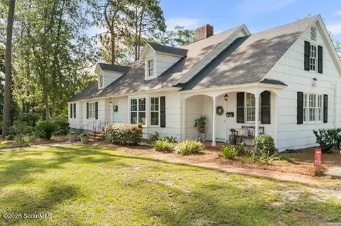 1400 E Cherokee Dr, Waycross, GA 31501