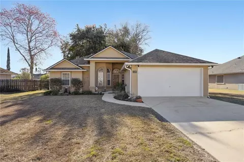 610 Wild Grape Dr, Saint Marys, GA 31558