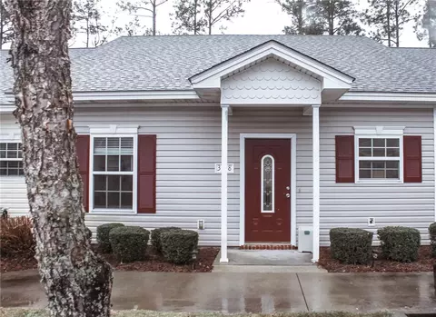 348 Moss Creek Ln, Brunswick, GA 31520