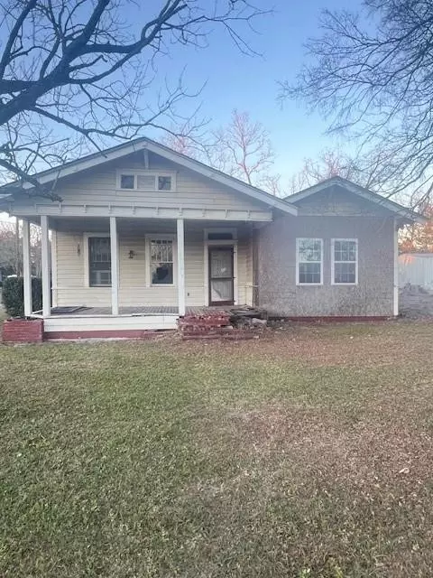 801 E Waring St, Waycross, GA 31501