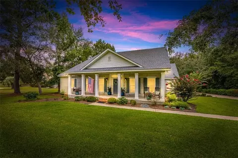 162 Drakes Lndg, Brunswick, GA 31523