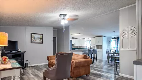 255 Drury Ln, Hortense, GA 31543