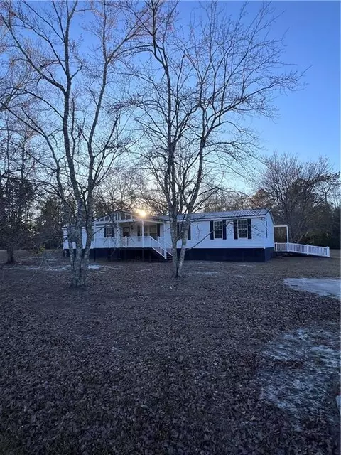 10473 Browntown Rd, Hortense, GA 31543