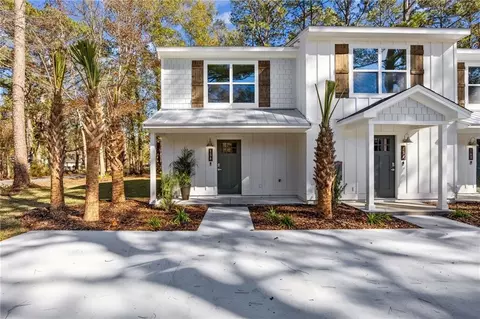 168 Clarks Bluff Rd, Kingsland, GA 31548