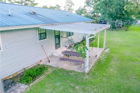 Exterior - 2142 Ben Couch Rd, Blackshear, GA 31516 photo 6 of 7