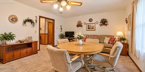 Dining - 2142 Ben Couch Rd, Blackshear, GA 31516 photo 1 of 1