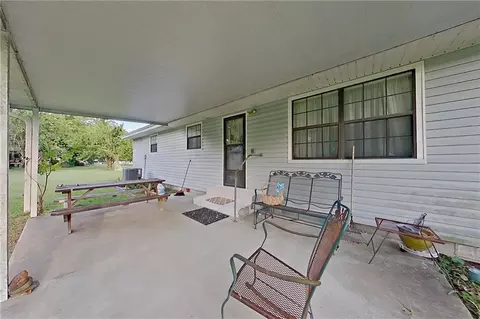 Exterior - 2142 Ben Couch Rd, Blackshear, GA 31516 photo 4 of 7