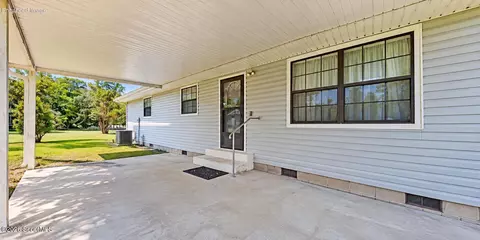 Exterior - 2142 Ben Couch Rd, Blackshear, GA 31516 photo 3 of 6