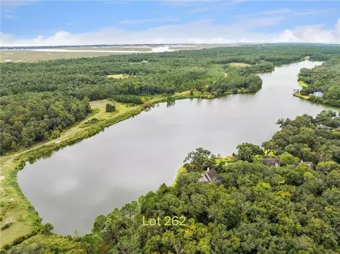 26 Cromley Ct #262, Saint Simons Island, GA 31522