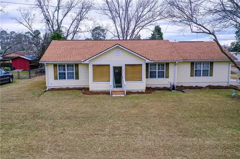402 Mcgregor St, Blackshear, GA 31516 photo 4