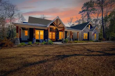 333 Bluffs Lndg, Waverly, GA 31565