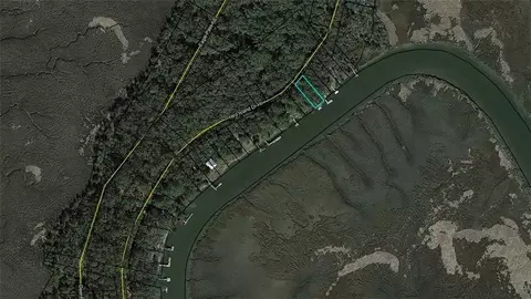 1741 Hird Island Dr, Darien, GA 31305
