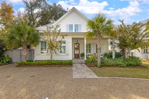 4315 5th St, Saint Simons Island, GA 31522