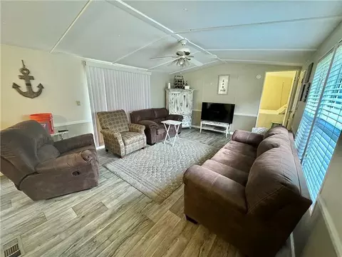 1237 NE Oneal Dr NE, Townsend, GA 31331 photo 2