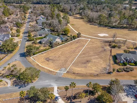 275 Harbor Pointe Dr #541, Brunswick, GA 31523