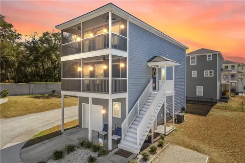 129 Mohr Club Dr, Darien, GA 31305