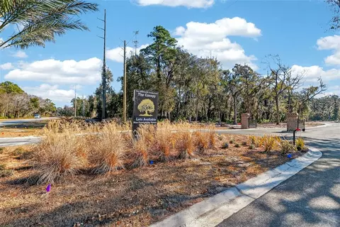 121 Canopy Ln, Saint Simons Island, GA 31522