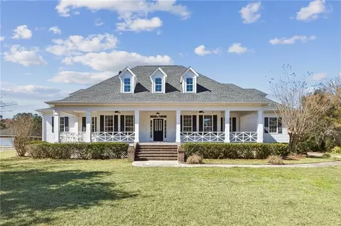 153 Christina Ln, Kingsland, GA 31548