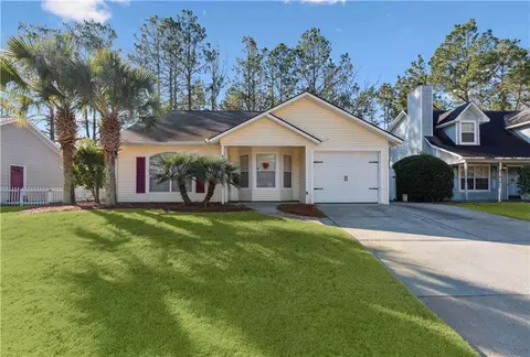 226 Snapper Trl, Brunswick, GA 31525