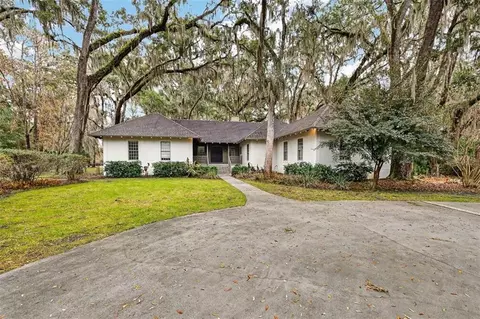 174 Pierce Butler Dr, Saint Simons Island, GA 31522