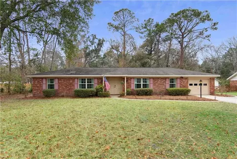 237 King Cotton Rd, Brunswick, GA 31525
