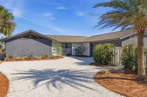 7 Stewart Ln, Jekyll Island, GA 31527