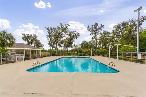 189 Harbor Pointe Dr, Brunswick, GA 31523