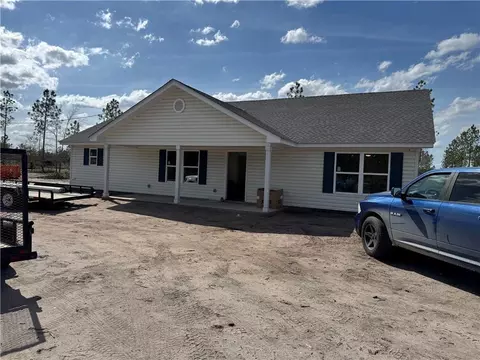 17868 Post Rd S, Waynesville, GA 31566