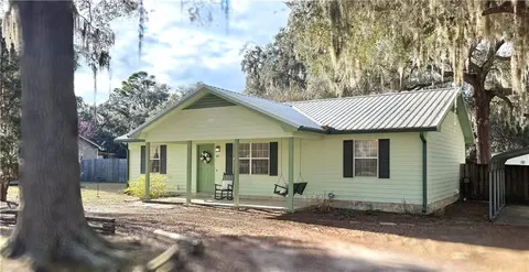 621 Dallas Cir, Folkston, GA 31537