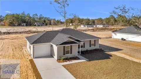 151 Pine Ridge Rd, Jesup, GA 31545