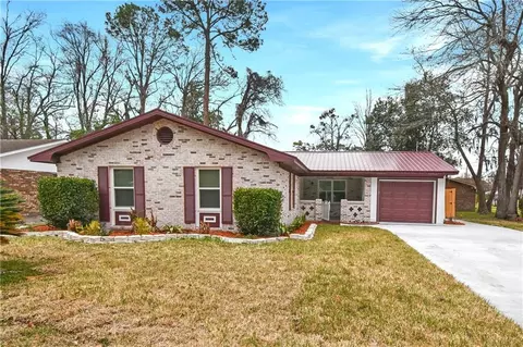 135 Kensington Dr, Brunswick, GA 31525