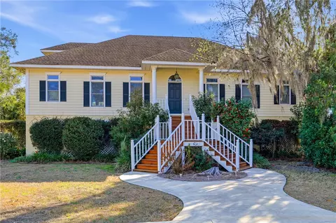 188 Harbor Pointe Dr, Brunswick, GA 31523