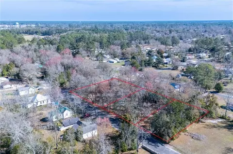 03 Montgomery St, Waycross, GA 31503
