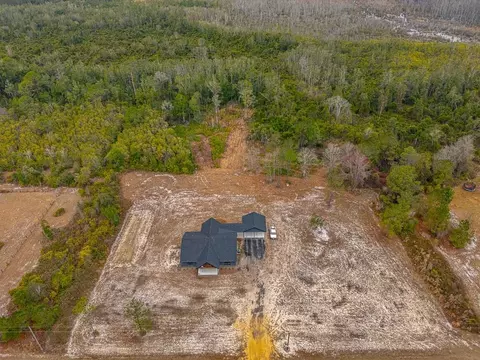 569 Liberty Ct, Hortense, GA 31543