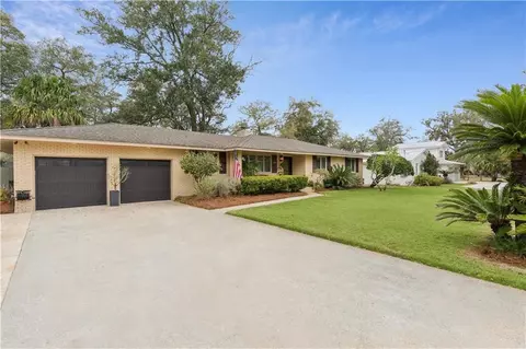 519 Wesley Oak Cir, Saint Simons Island, GA 31522