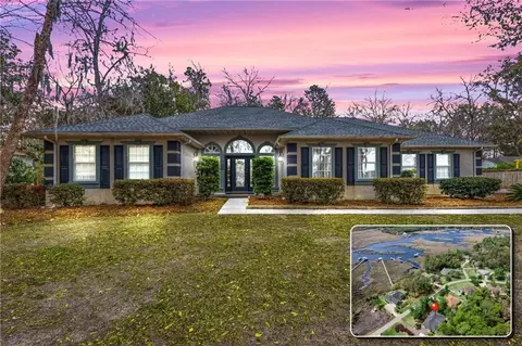 811 W Riverview Dr, Saint Marys, GA 31558