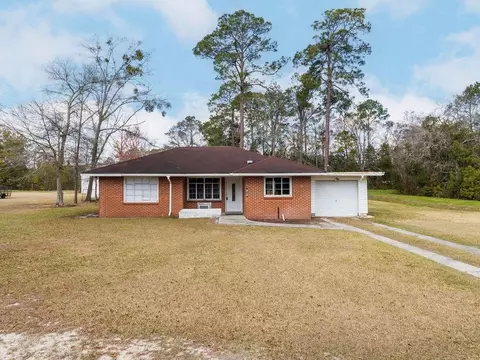 612 S Macon St, Jesup, GA 31545