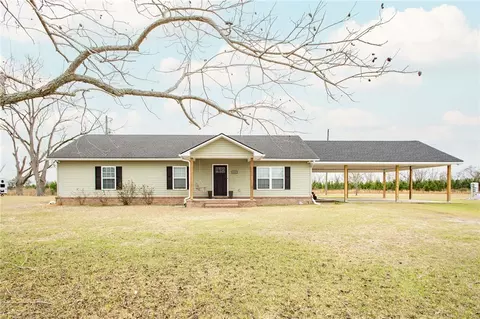 4697 Effie Sweat Ln, Waycross, GA 31503