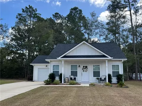 1652 Ashantilly Dr, Darien, GA 31305