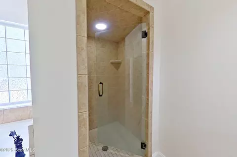 Bath - 3952 Golfview Dr, Blackshear, GA 31516 photo 4 of 12