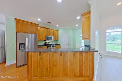 Kitchen - 3952 Golfview Dr, Blackshear, GA 31516 photo 1 of 8