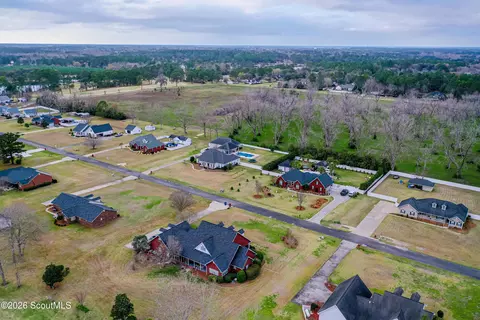 View/Area - 3952 Golfview Dr, Blackshear, GA 31516 photo 2 of 5