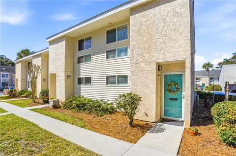 1000 Mallery Street Ext #J77, Saint Simons Island, GA 31522