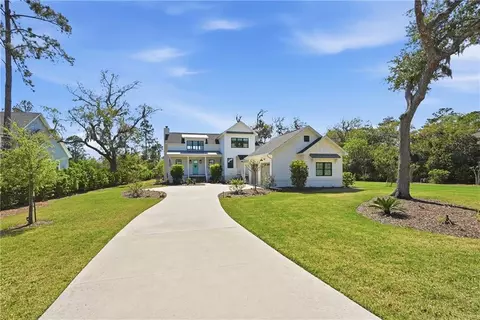 341 Lake Stillwater Dr, Saint Simons Island, GA 31522