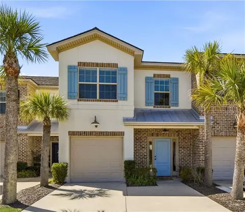 203 Mariners Cir, Saint Simons Island, GA 31522