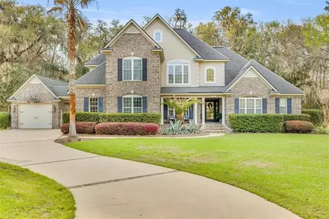 176 Crosswinds Dr, Richmond Hill, GA 31324