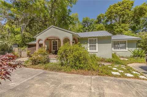 3 Stewart Ave, Saint Simons Island, GA 31522