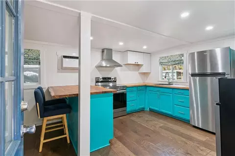 1700 Demere Rd, Saint Simons Island, GA 31522