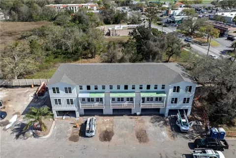 16 Moss Pointe Ln, Saint Simons Island, GA 31522