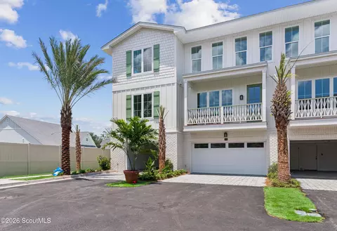 27 Moss Pointe Ln #8, Saint Simons Island, GA 31522